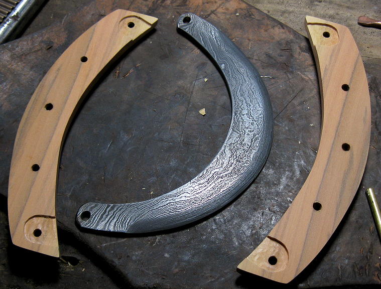 Ergonomic Ulu construction